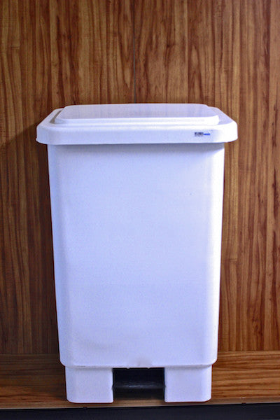70330 Lixeira plástico com pedal branca 100 l 50 x 41 x 67 cm